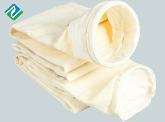 L'anti aiguille statique de polyester de 0,5 microns ISO9001 a senti les sachets filtre